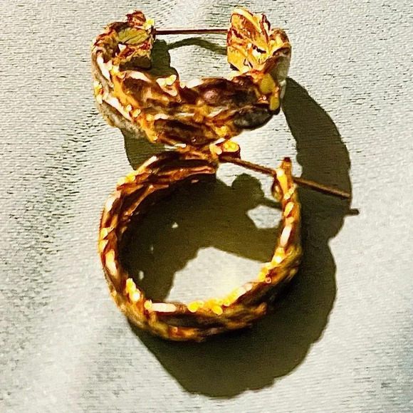 🆕 Jessica Lauren Rounded 18K Plated Earrings - Picture 7 of 8